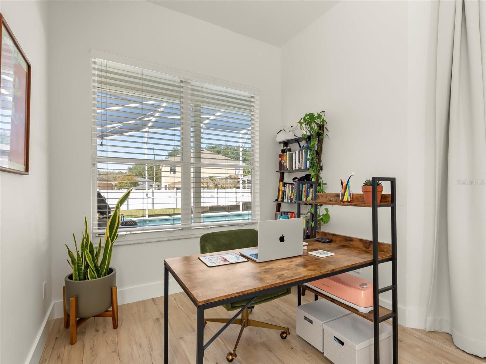 HAMPTON ESTATES - Residential