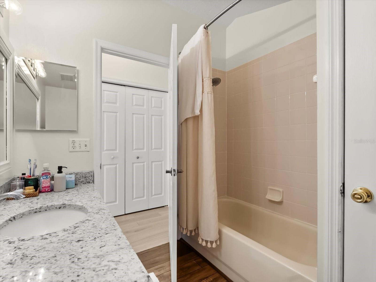 HAMPTON ESTATES - Residential