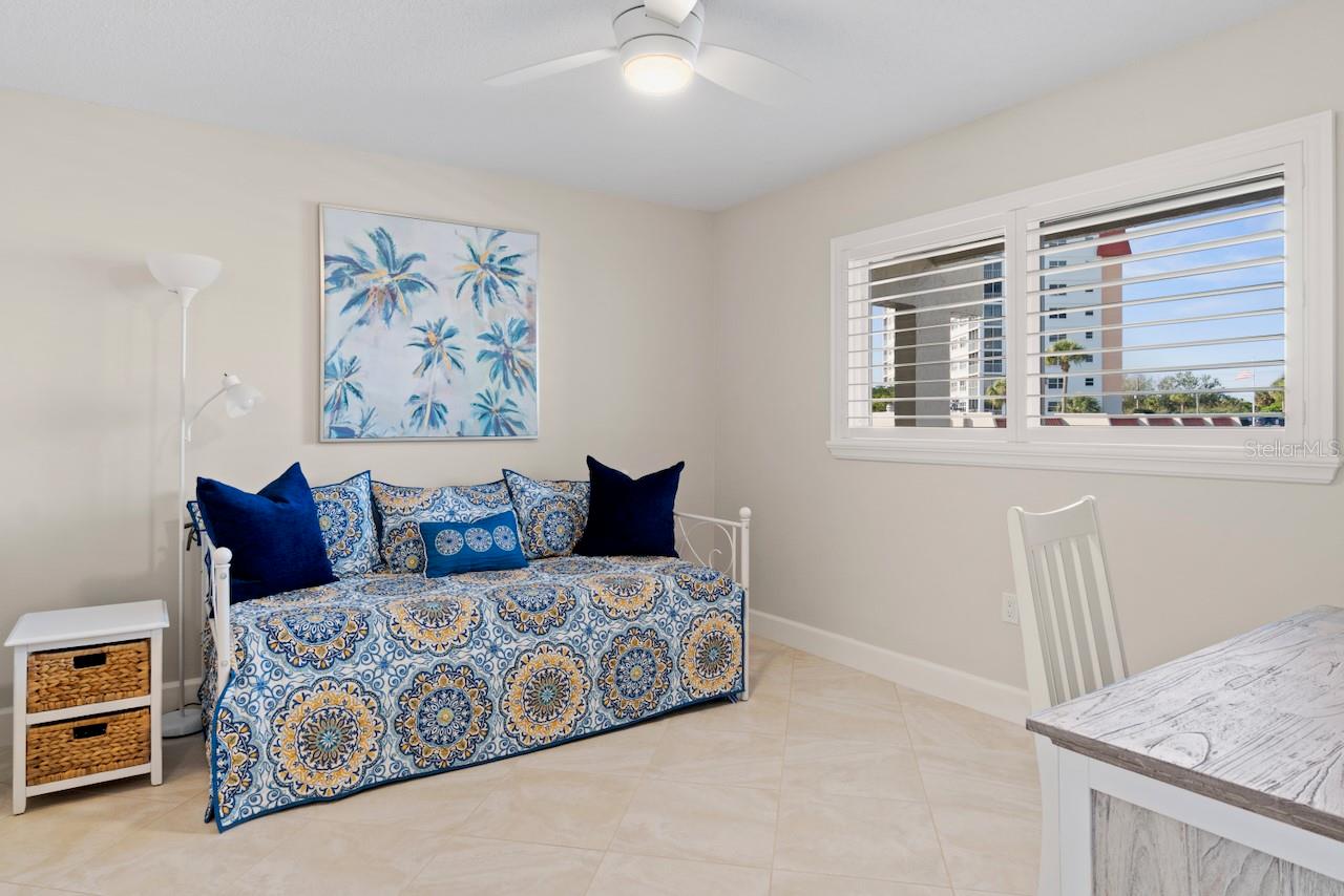 BELLA COSTA II - Residential