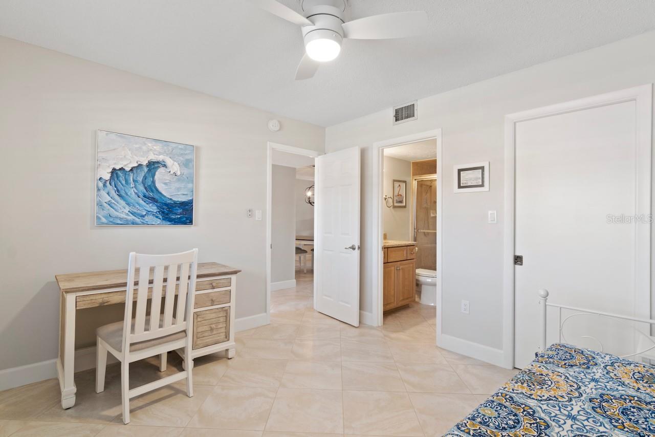 BELLA COSTA II - Residential