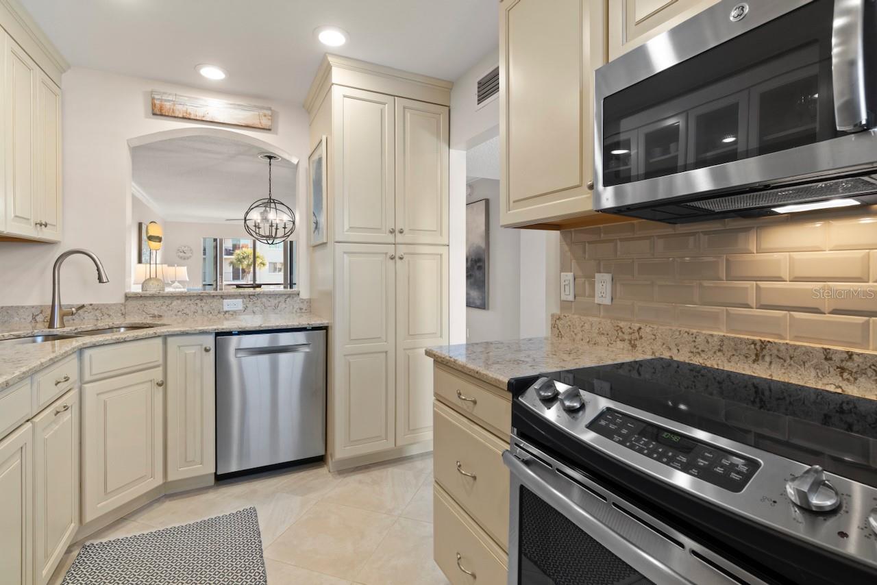 BELLA COSTA II - Residential