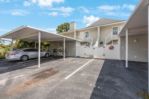 A home in TAMPA