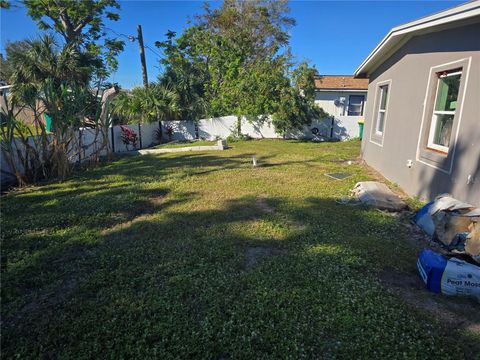 A home in PORT CHARLOTTE