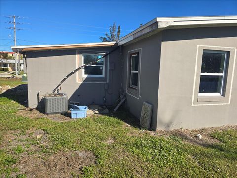 A home in PORT CHARLOTTE