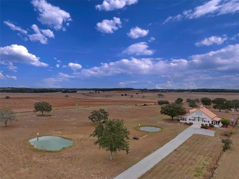 A home in DUNNELLON