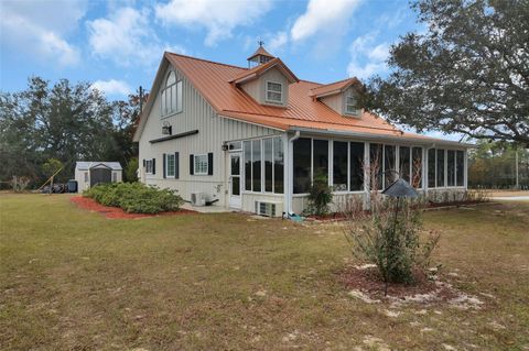 A home in DUNNELLON