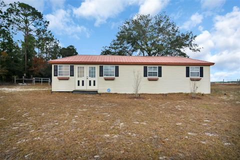 A home in DUNNELLON