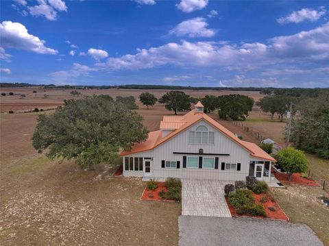 A home in DUNNELLON