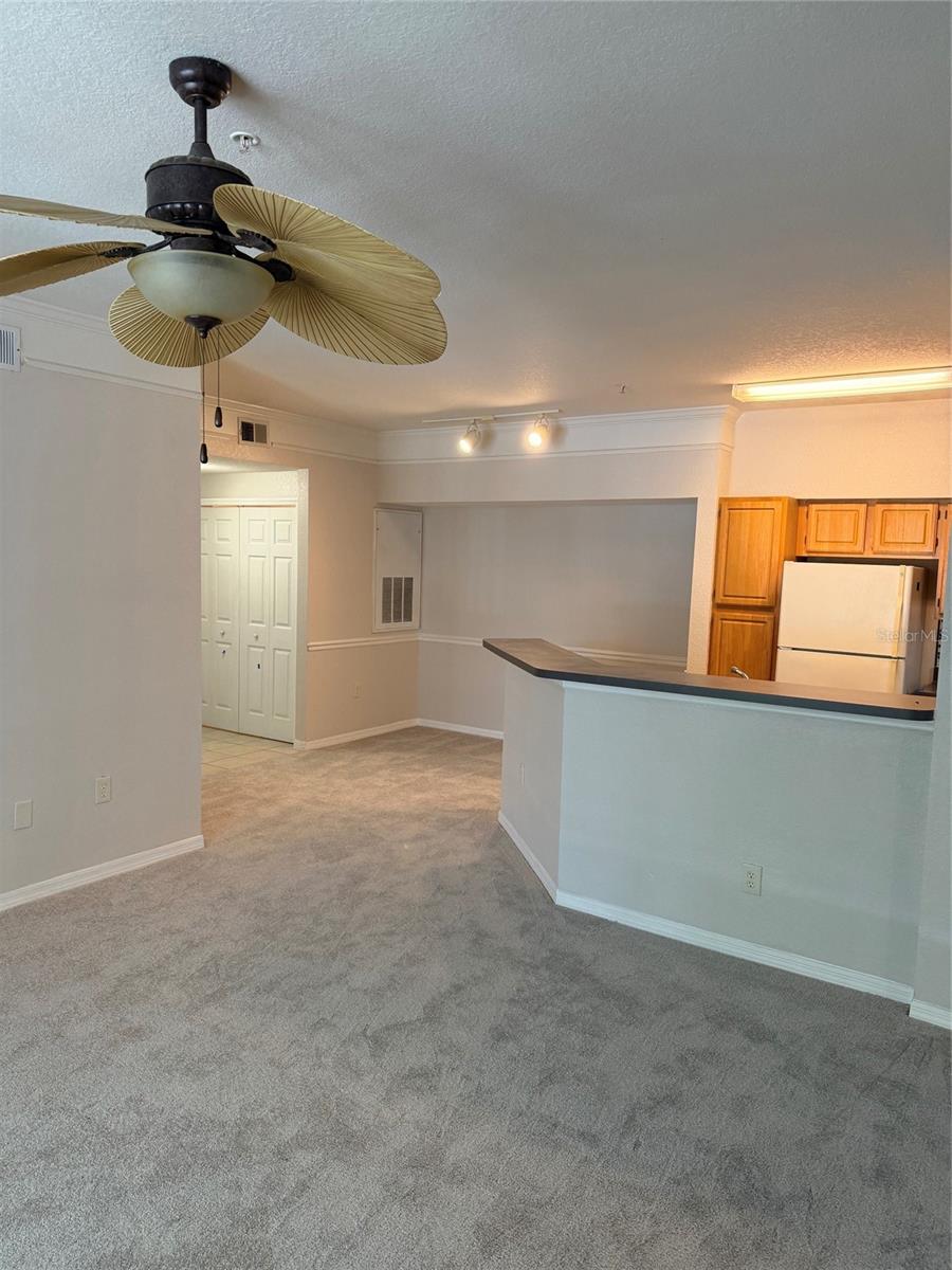 6685 QUEENS BOROUGH AVENUE 207