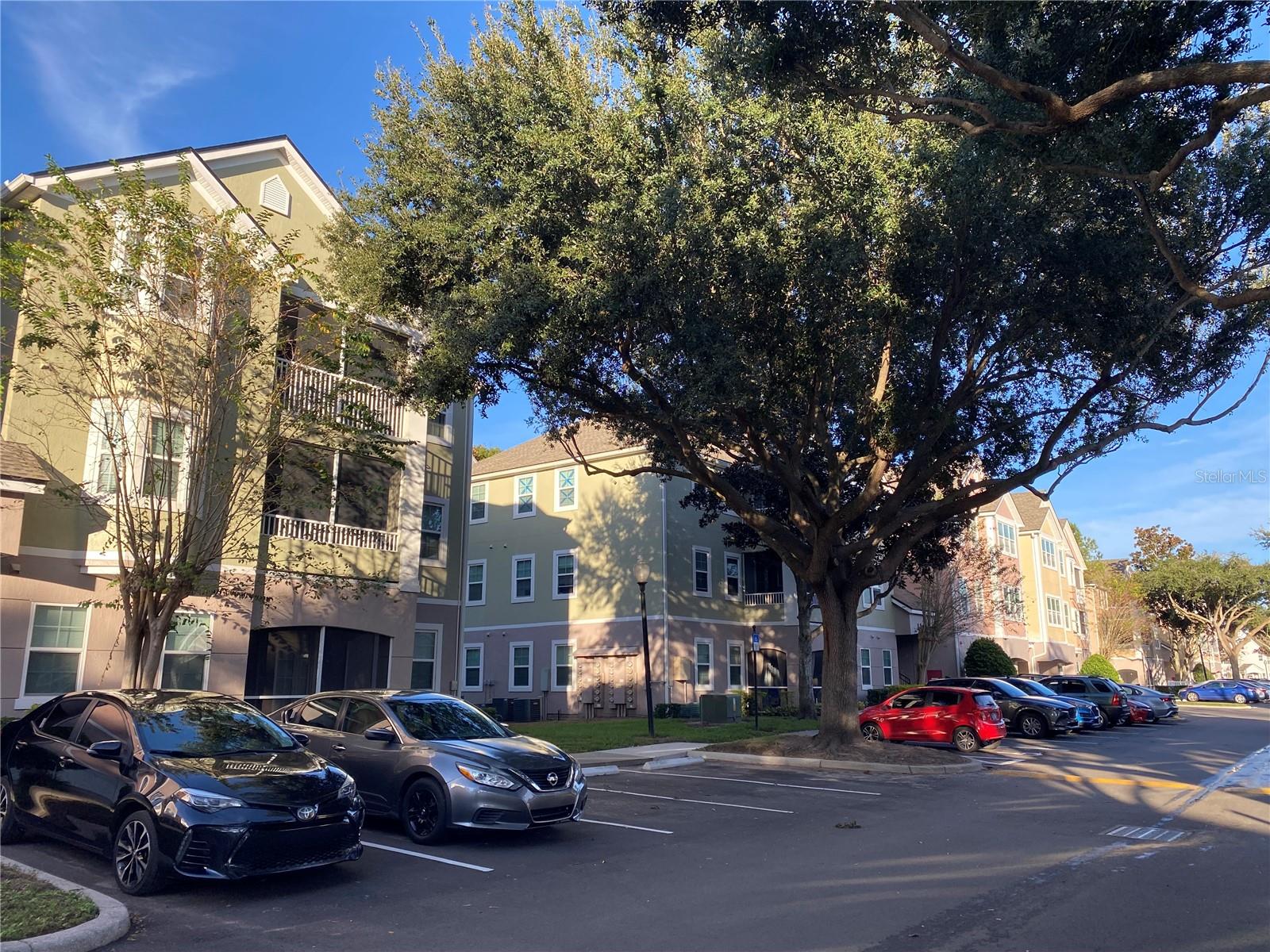 HAMPTONS/METROWEST - Residential