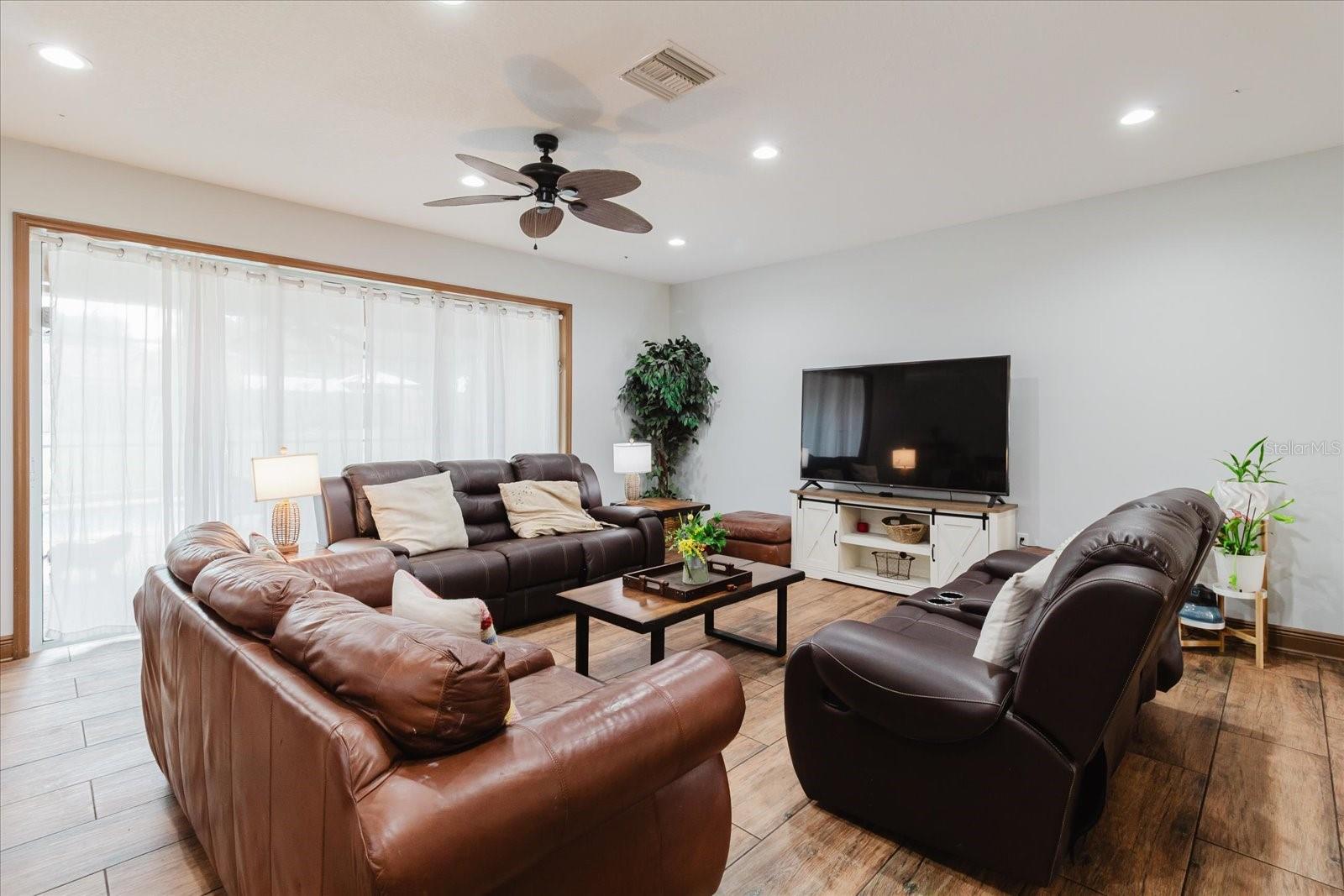 OAKWOOD FOREST SUB - Residential