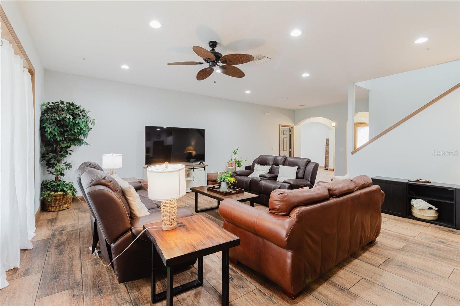 OAKWOOD FOREST SUB - Residential