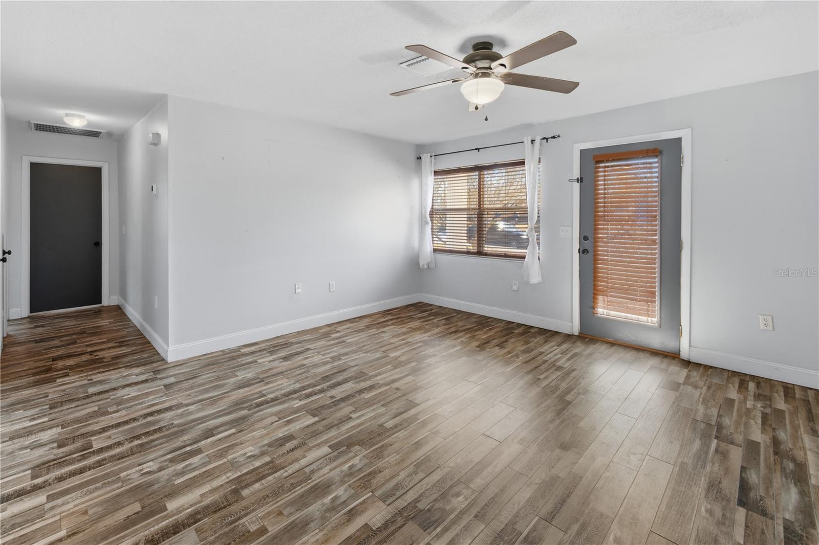 SOUTH SHORE TERRACE - Residential