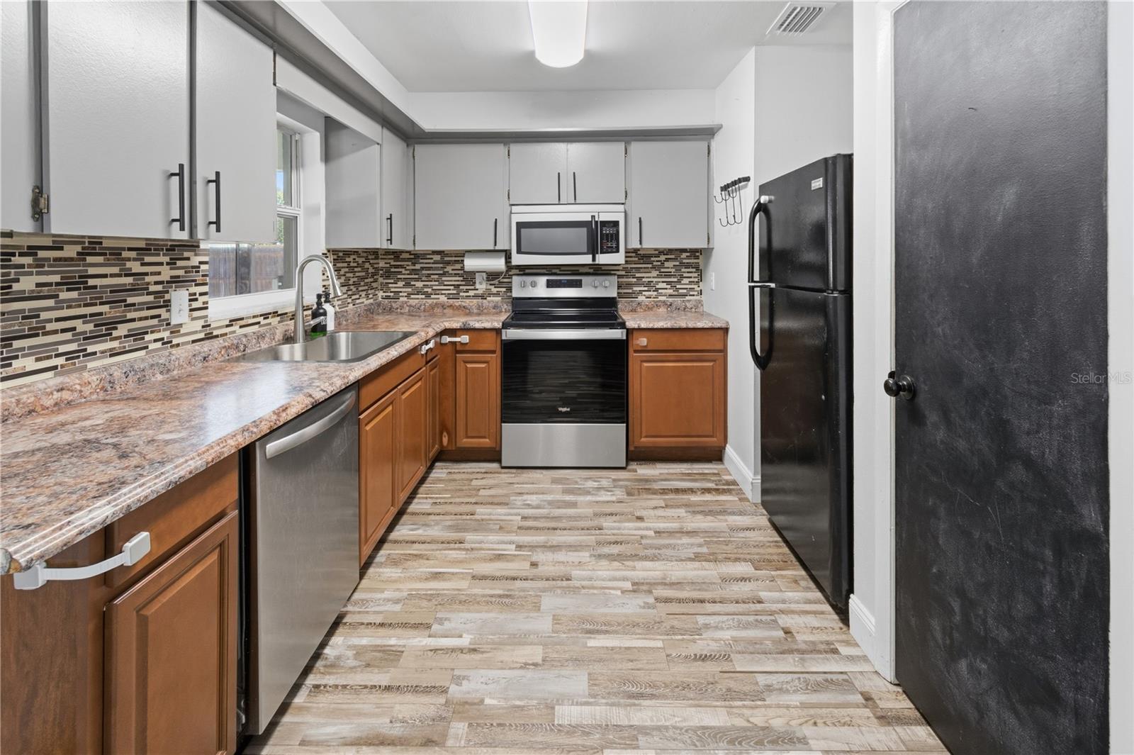 SOUTH SHORE TERRACE - Residential