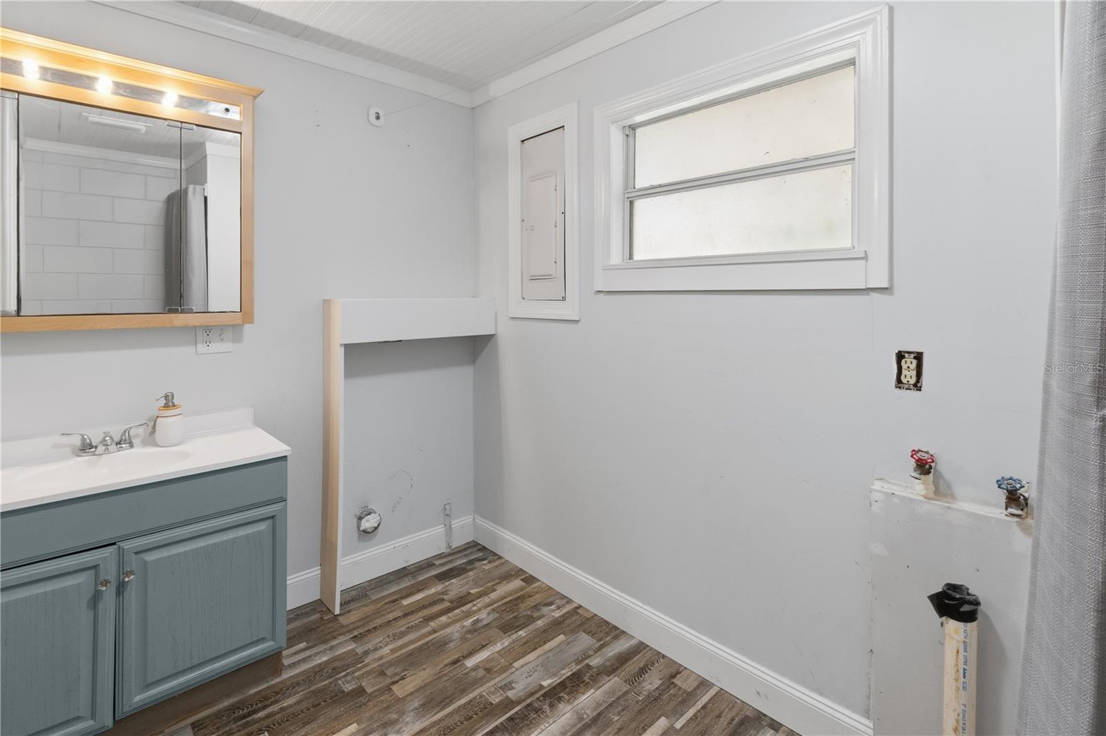 SOUTH SHORE TERRACE - Residential