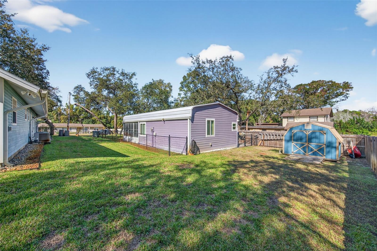 FAIRVIEW - Residential