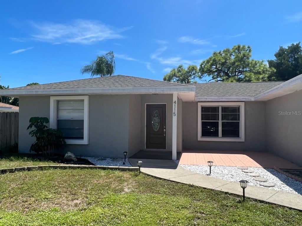 Photo of 4115 23rd Ave W, Bradenton, FL 34205 (MLS # A4707587)