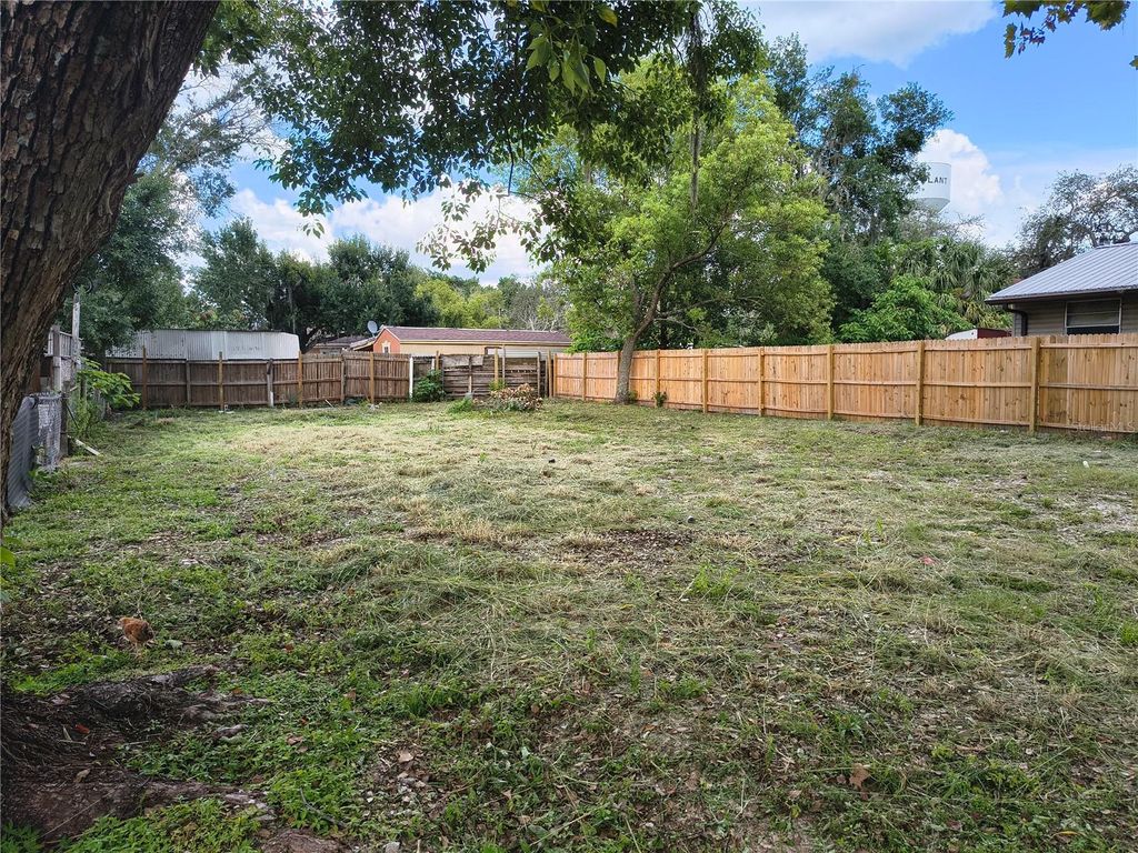 Photo of 608 Ruth Street, Plant City, FL 33563 (MLS # TB8404005)
