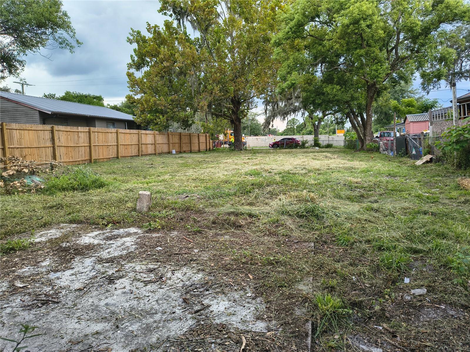 JENSON HEIGHTS - Land