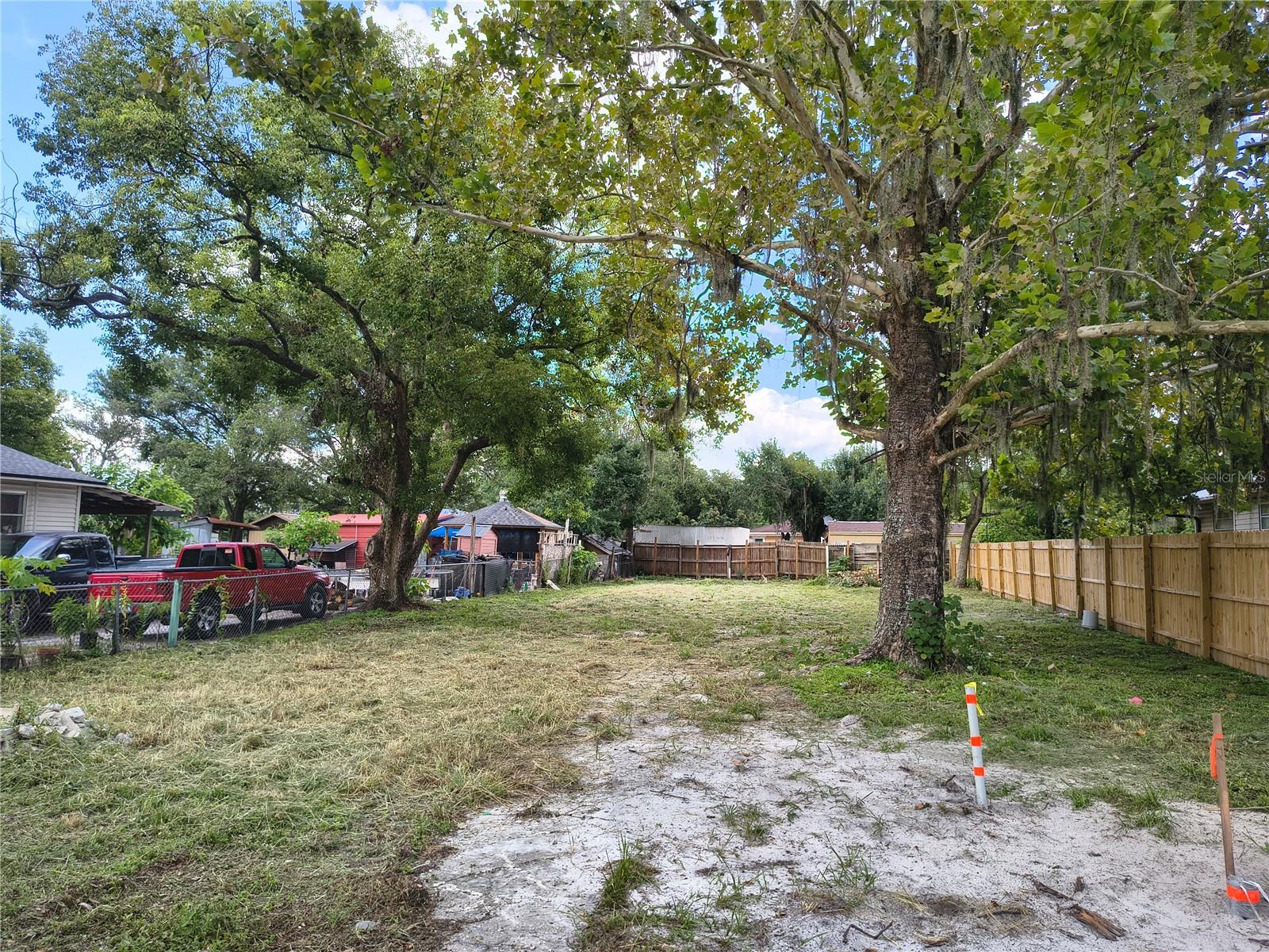 JENSON HEIGHTS - Land