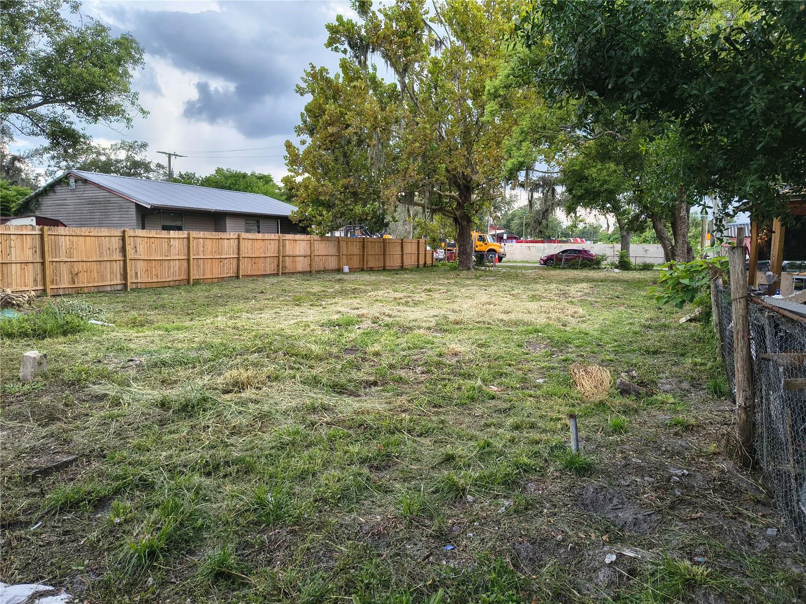 JENSON HEIGHTS - Land