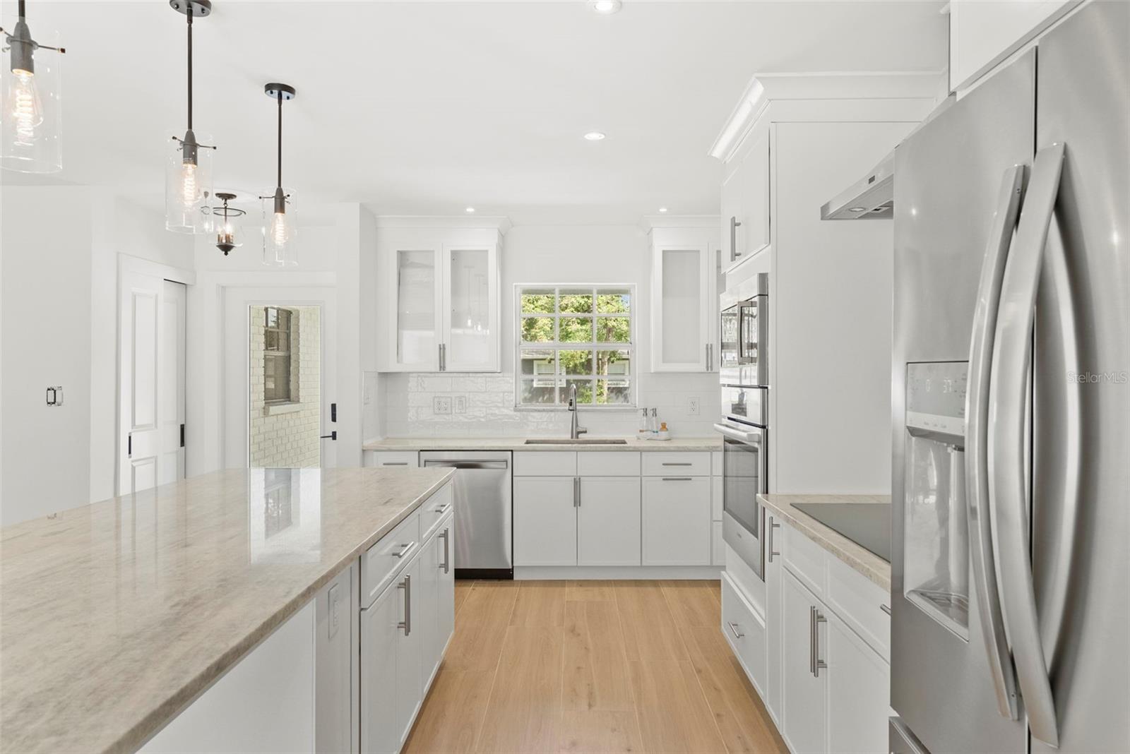 GUERNSEY ESTATES ADD - Residential Lease