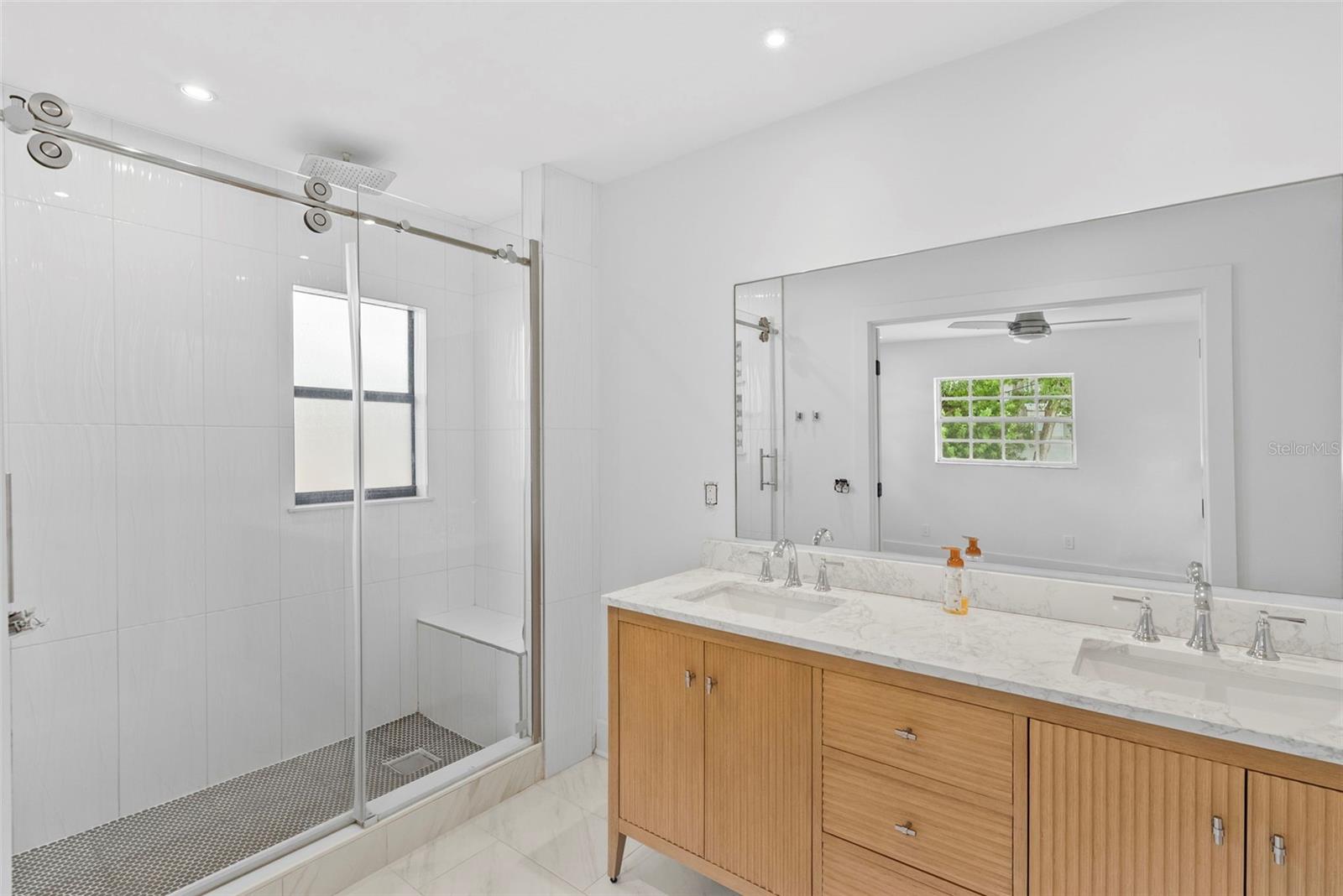 GUERNSEY ESTATES ADD - Residential Lease