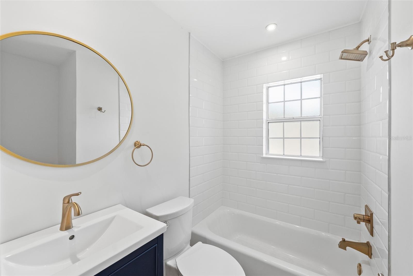 GUERNSEY ESTATES ADD - Residential Lease