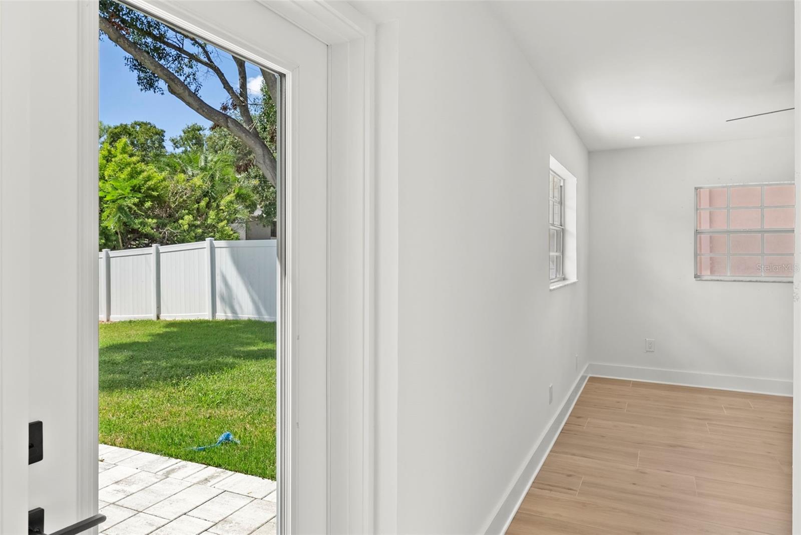 GUERNSEY ESTATES ADD - Residential Lease