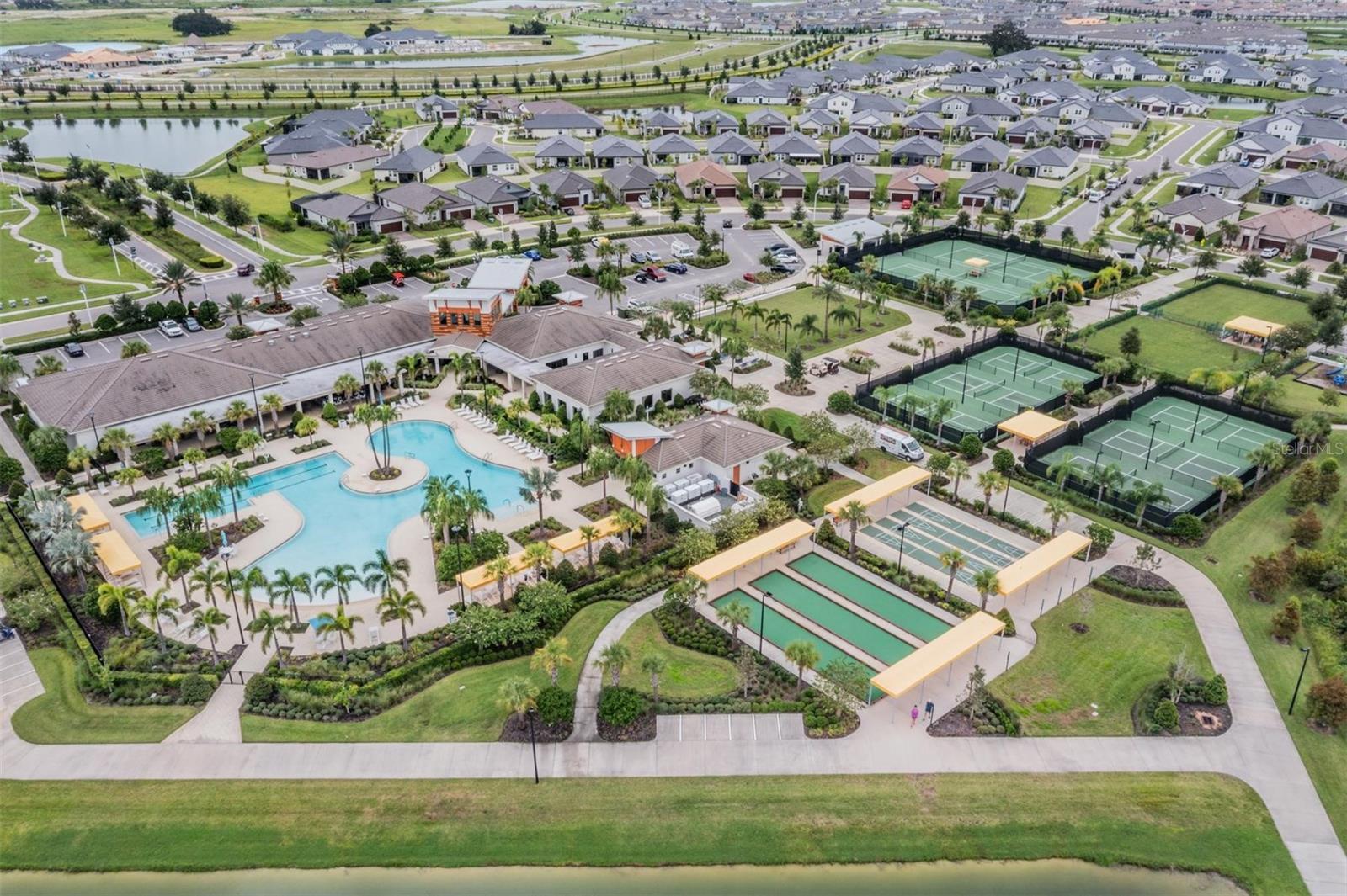 MIRADA ACTIVE ADULT - Residential