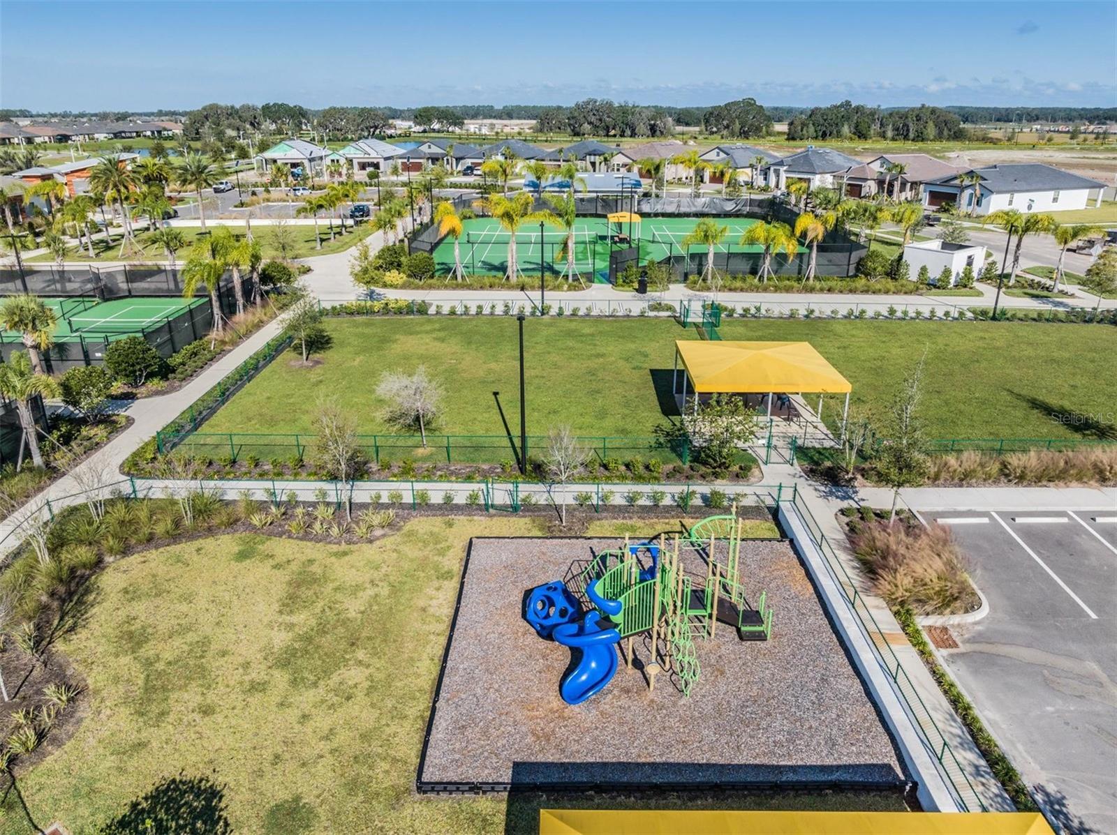 MIRADA ACTIVE ADULT - Residential