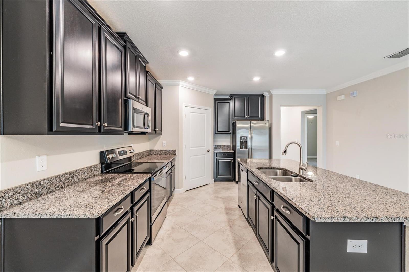 MIRADA ACTIVE ADULT - Residential