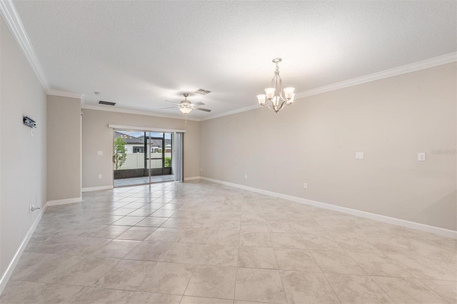 MIRADA ACTIVE ADULT - Residential