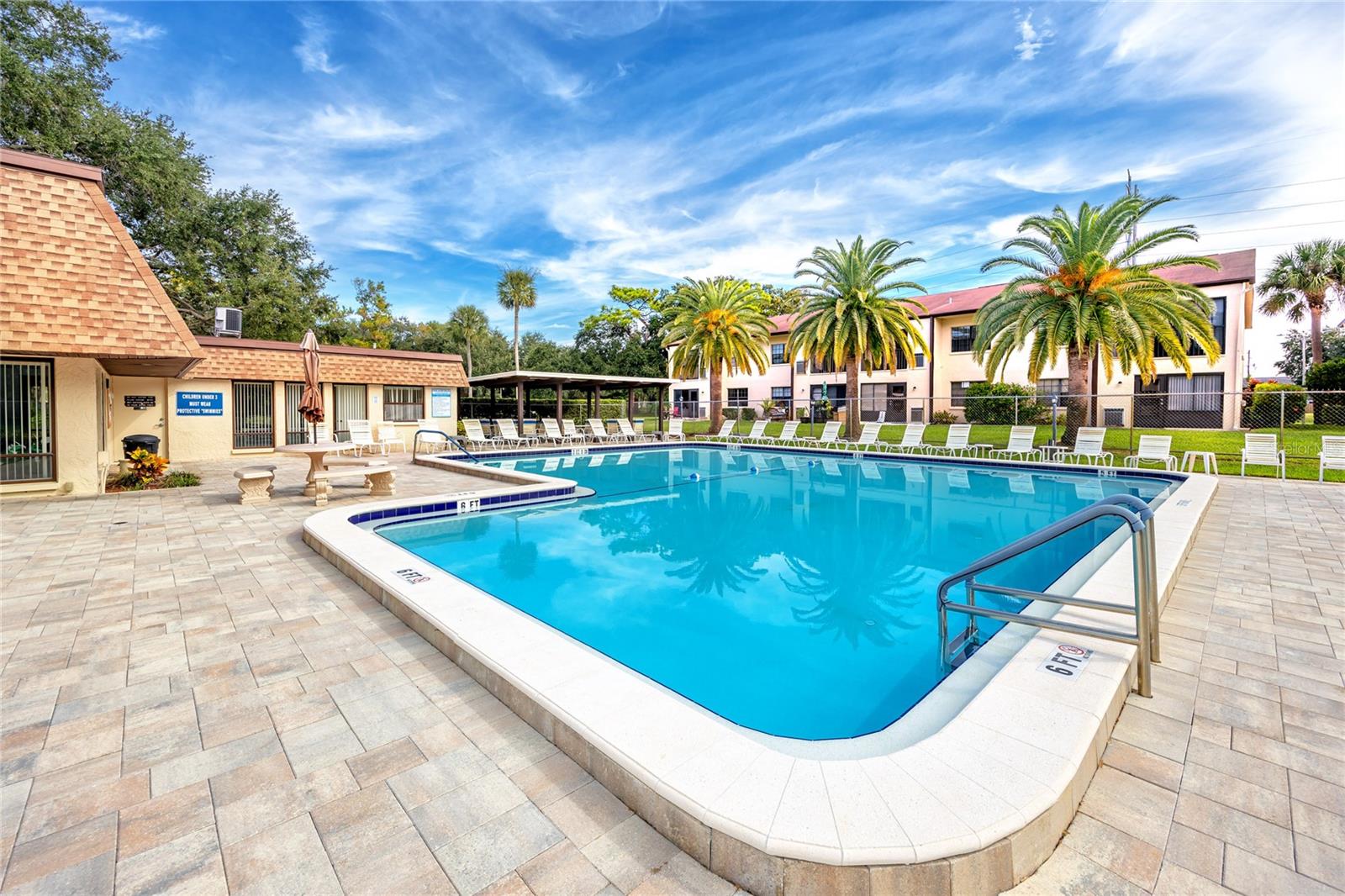 WINDING CREEK - Residential