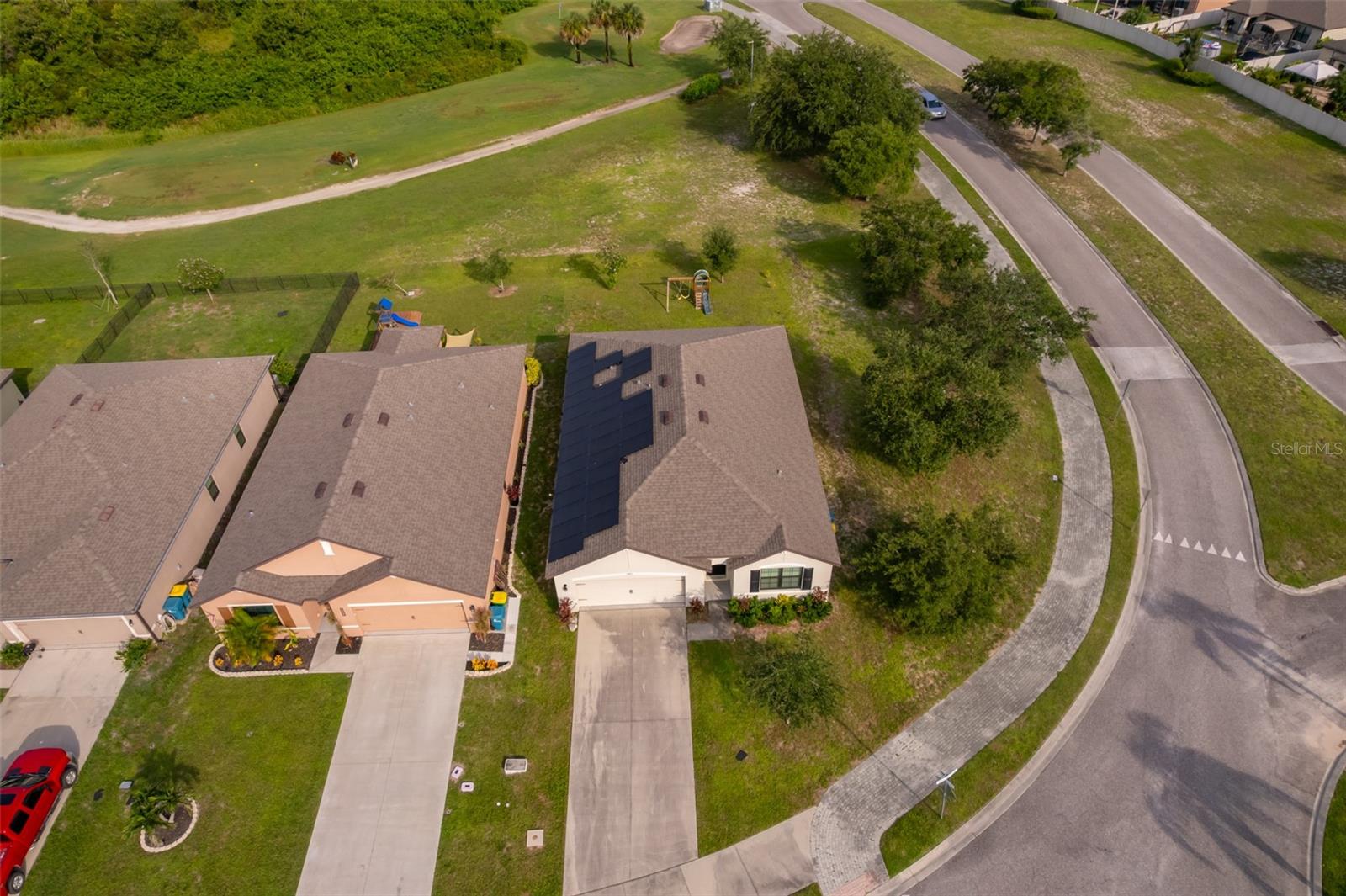 LAKES/INDIAN RIVER PRESERVE - Residential