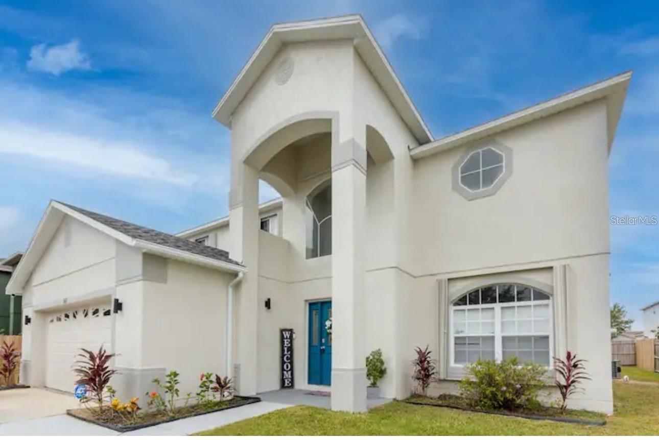 Available Now! Welcome to 365 Aylesbury Court, a beautifully renovated two-story home with a private pool, located in the highly desirable Poinciana Community, one of Central Florida’s best places to live and raise a family!
This spacious 5-bedroom, 2.5-bathroom home features a modern open-concept layout filled with natural light. The fully upgraded kitchen boasts stainless steel appliances, stunning quartz countertops, elegant blue and off-white cabinetry, and a walk-in pantry, perfect for both everyday living and entertaining.
Enjoy large windows throughout the home and sliding glass doors that open to a covered terrace overlooking the serene private pool, your own backyard oasis.
Ideally located just minutes from shopping, dining, schools, parks, and more.
Don’t miss the opportunity, schedule your showing today and discover everything this property and community have to offer!