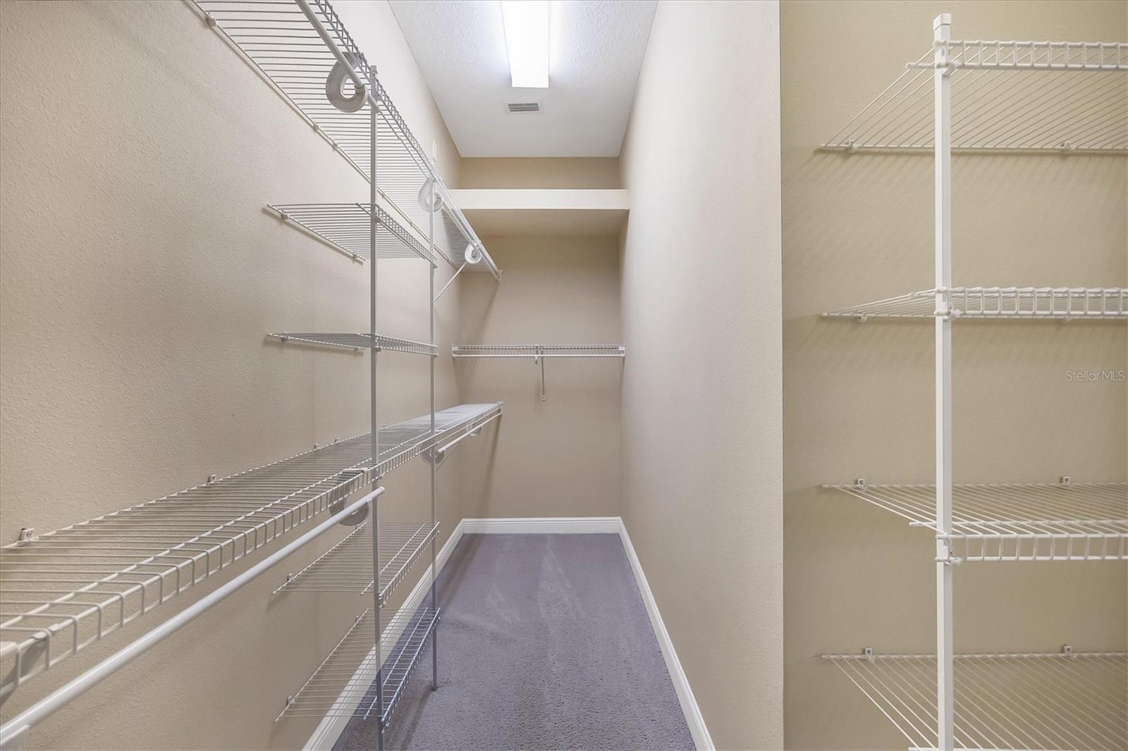 LAKEWOOD RANCH COUNTRY CLUB VILLAGE EE 2A-2E - Residential Lease