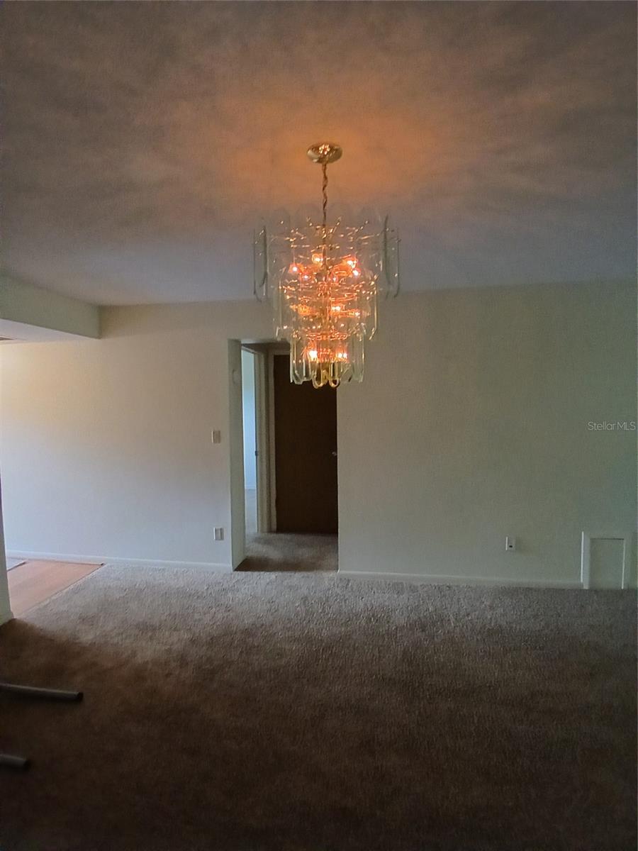 PARKWOOD CONDO - Residential