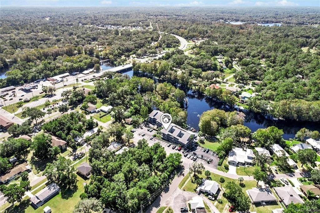 LANDINGS WITHLACOOCHEE OR 1272/1072 - Residential