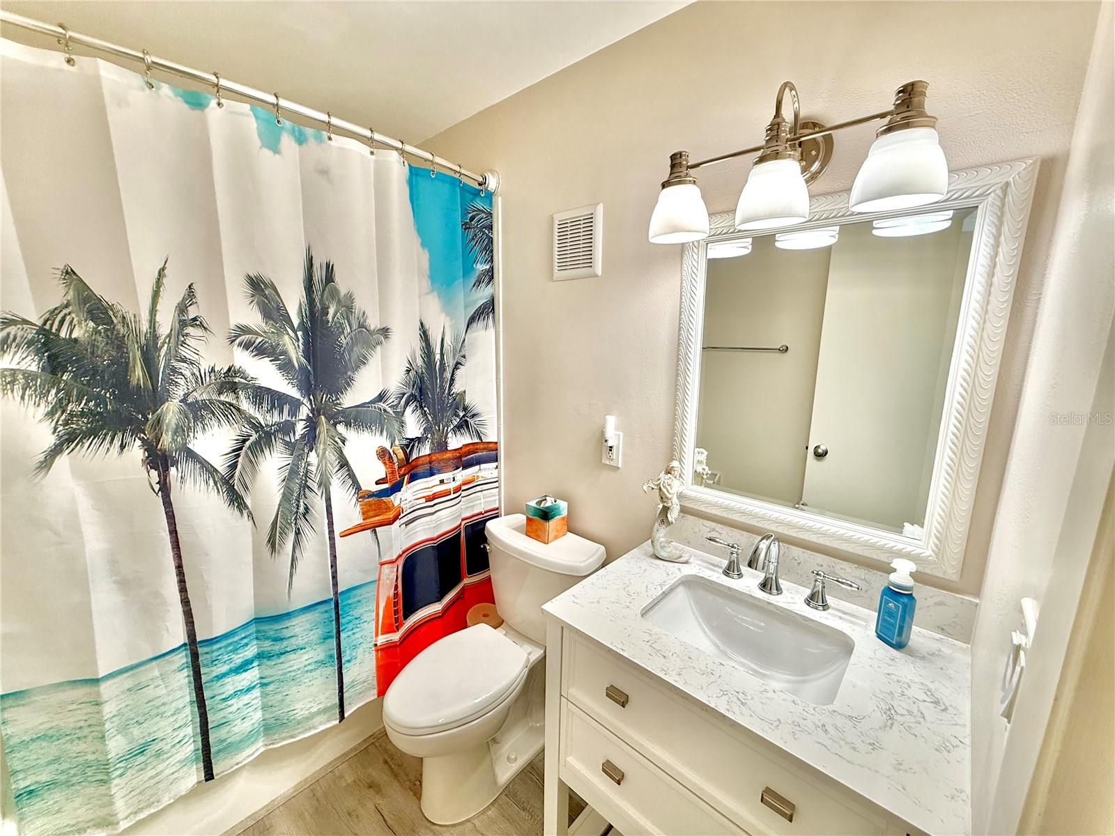 ALIKI GOLD COAST CONDO 01 - Residential