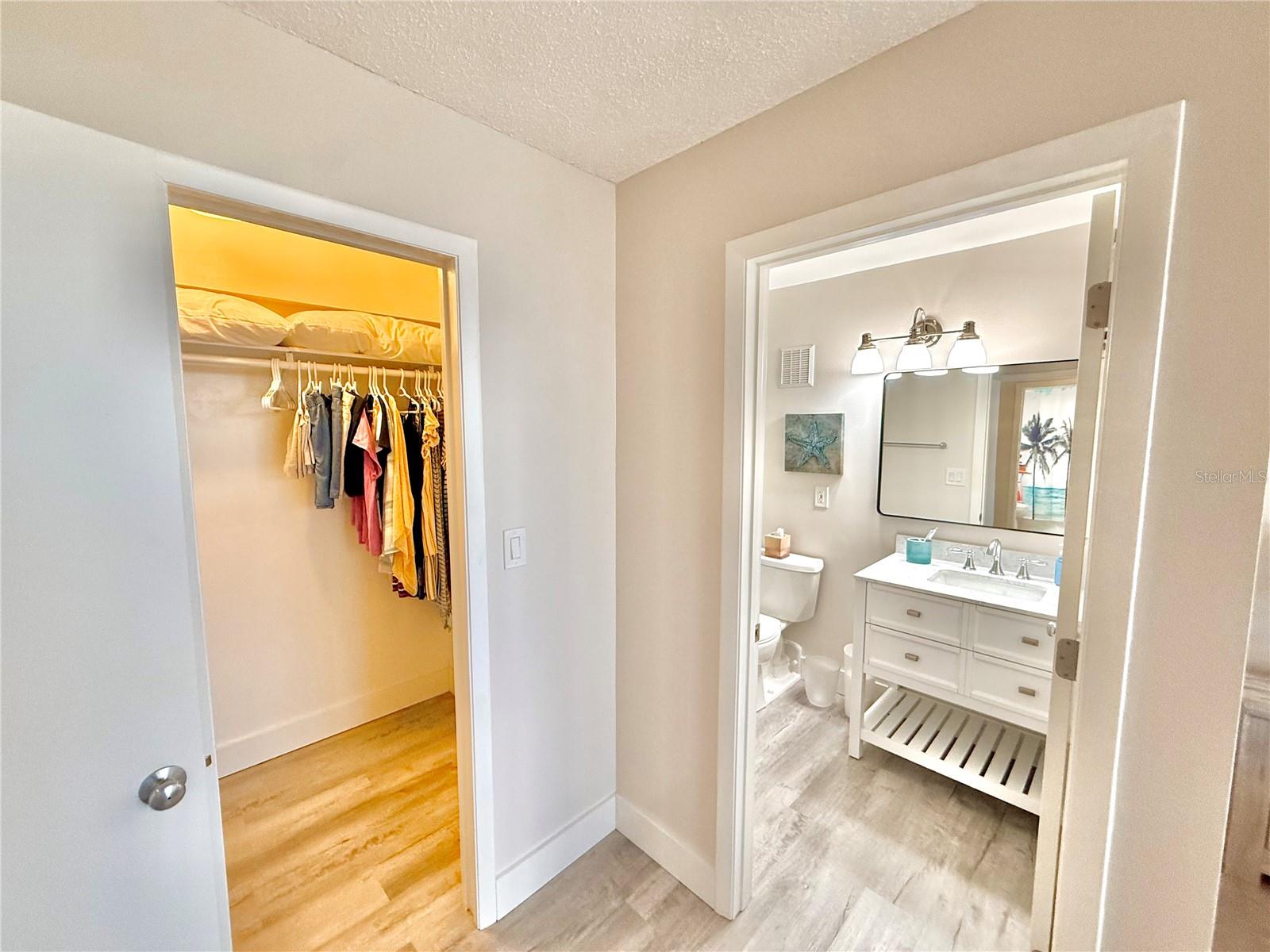 ALIKI GOLD COAST CONDO 01 - Residential