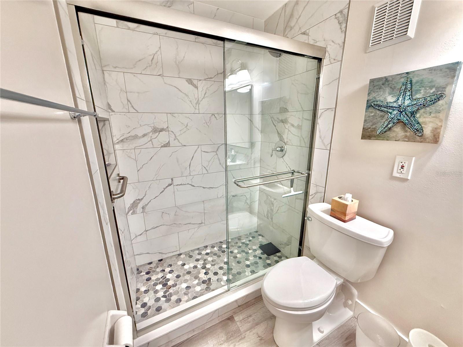 ALIKI GOLD COAST CONDO 01 - Residential