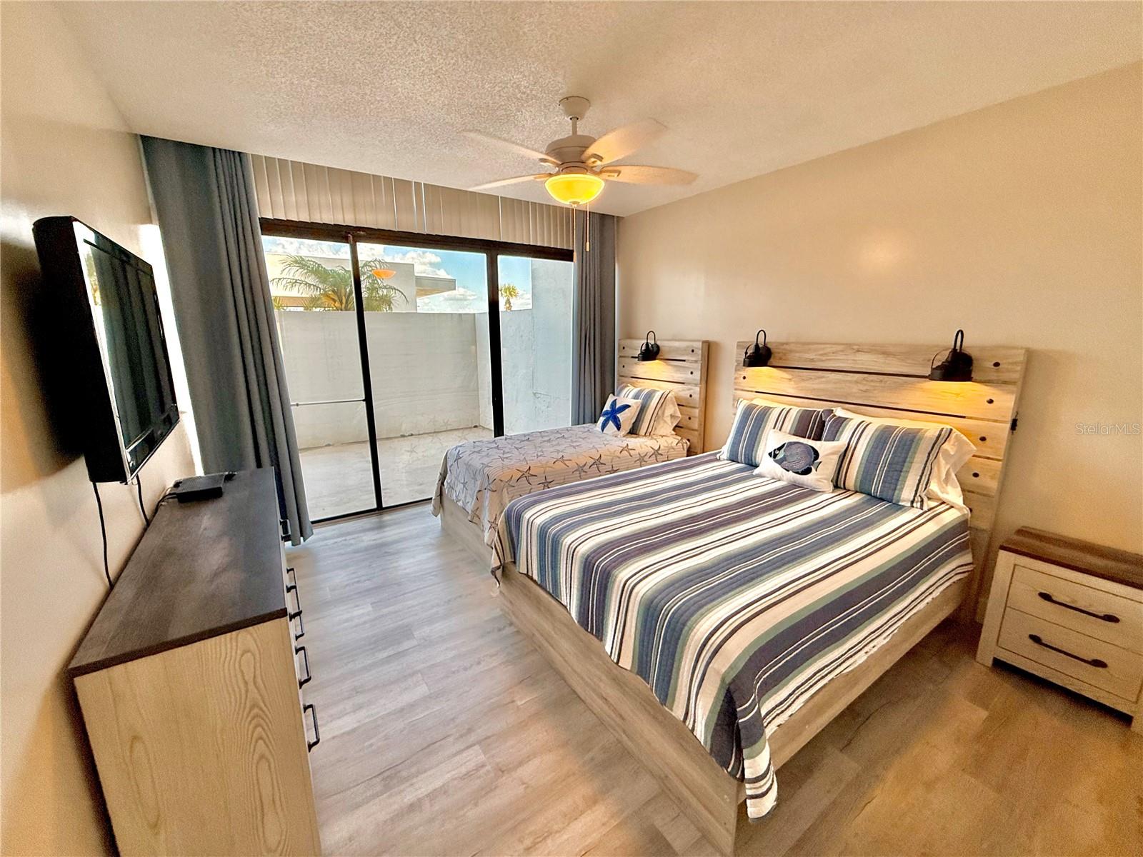 ALIKI GOLD COAST CONDO 01 - Residential