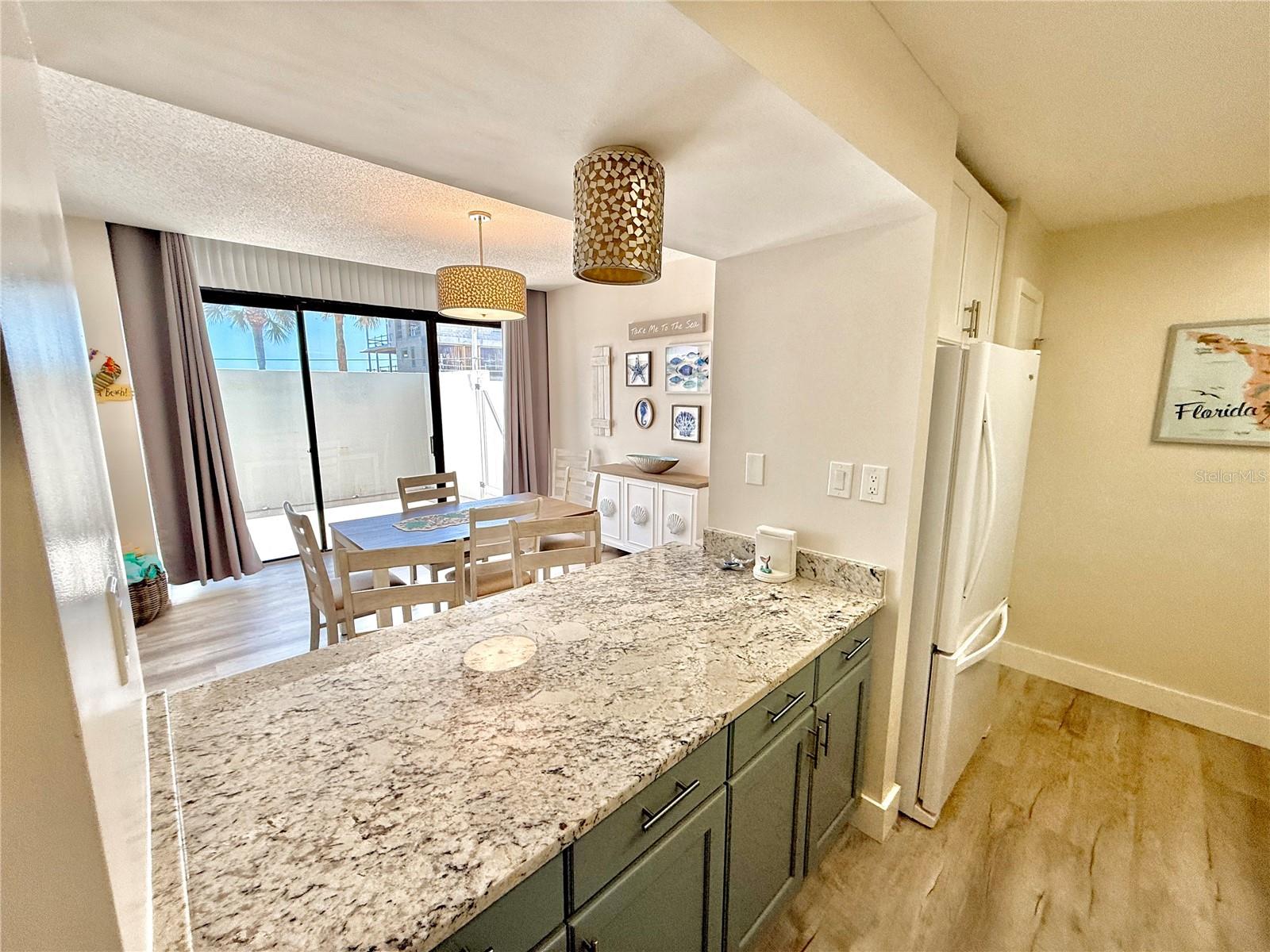 ALIKI GOLD COAST CONDO 01 - Residential