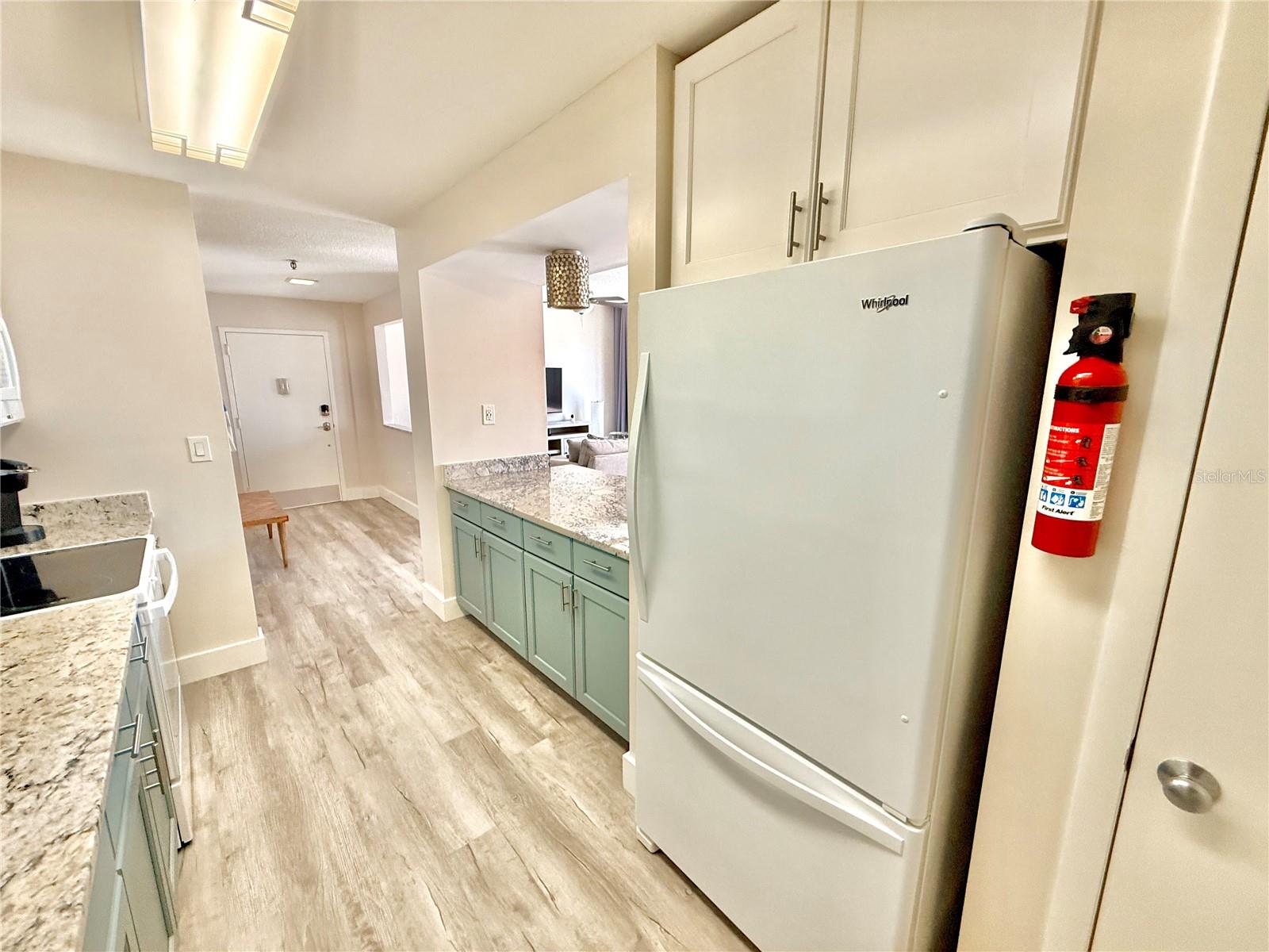 ALIKI GOLD COAST CONDO 01 - Residential