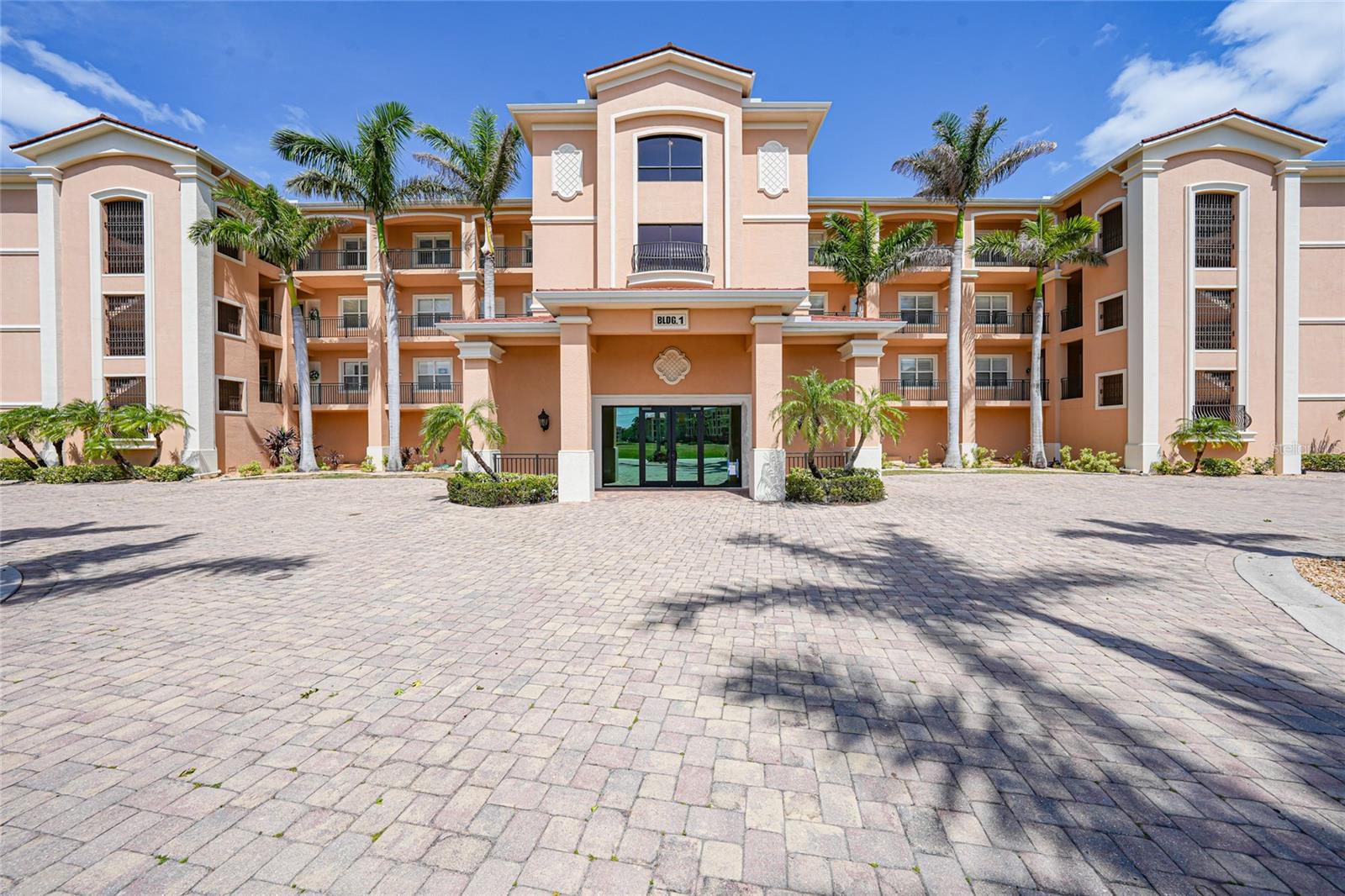 95 N MARION COURT 135