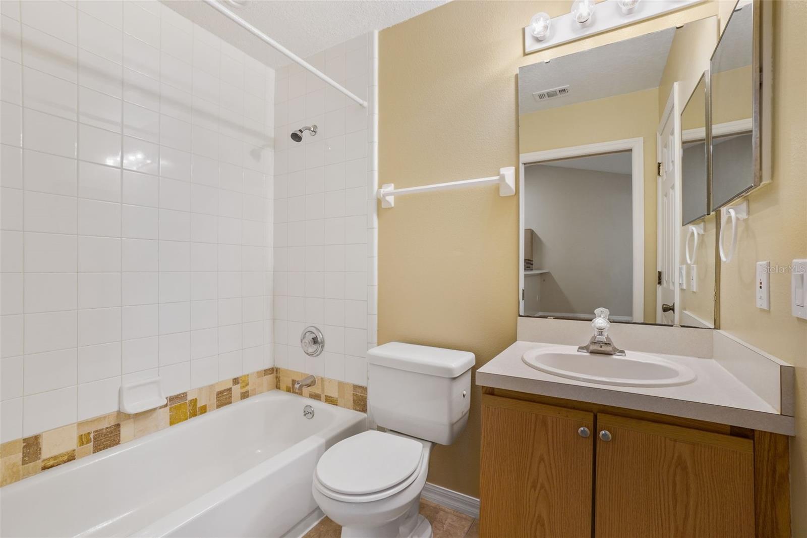 JADE EAST UNIT 1 - Residential