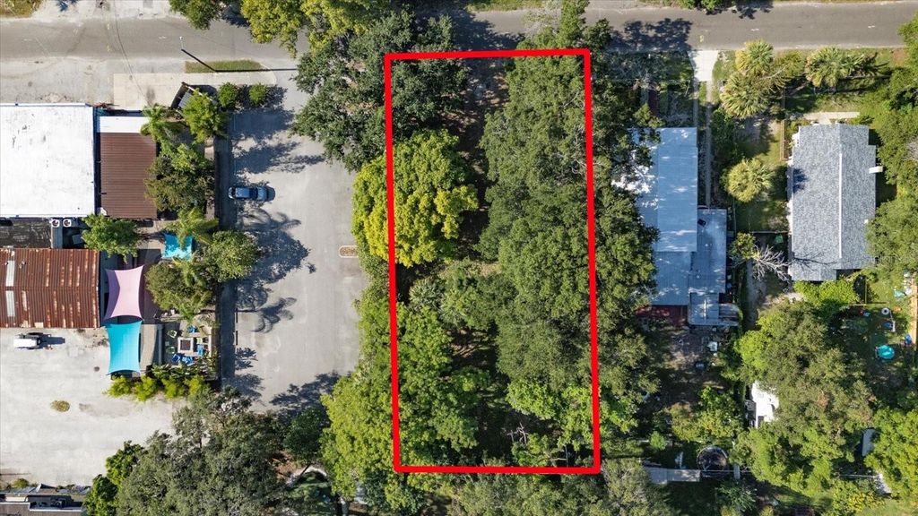 Photo of 812 E Emma Street, Tampa, FL 33603 (MLS # TB8418296)