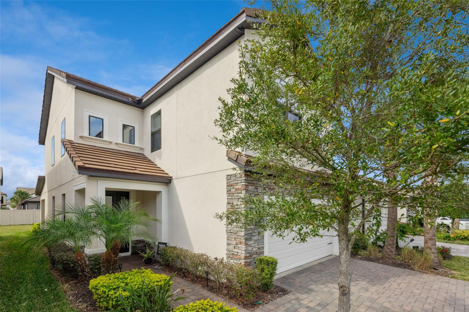 1418 LONE FEATHER TRAIL