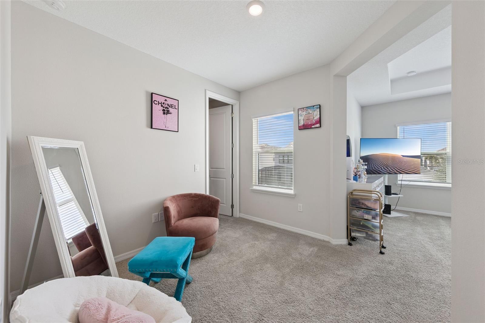 LANDINGS AT HAWKS CREST - Residential